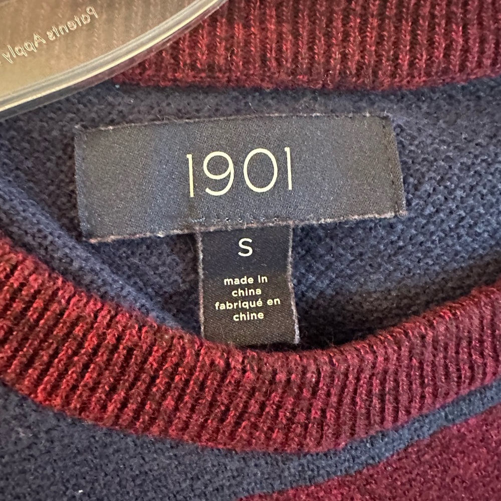 Two for one! 1901 Burgundy & Navy Crewneck Sweaters Cotton & Wool blend πππΌ - Picture 3 of 7